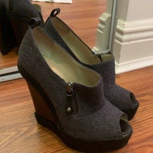 Christian Louboutin gray wool wedges